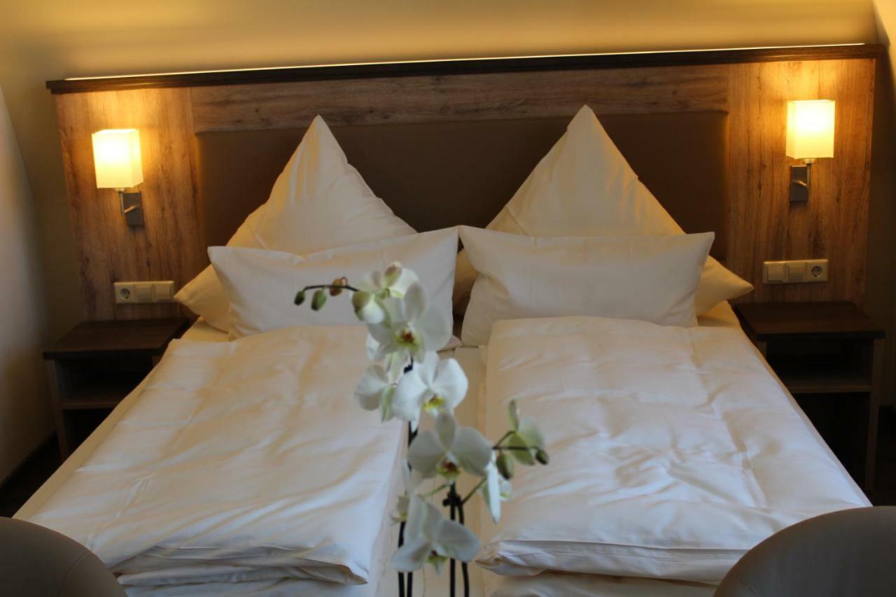 Hotel Ratskeller Schwarzenberg 슈바르첸베르크 외부 사진