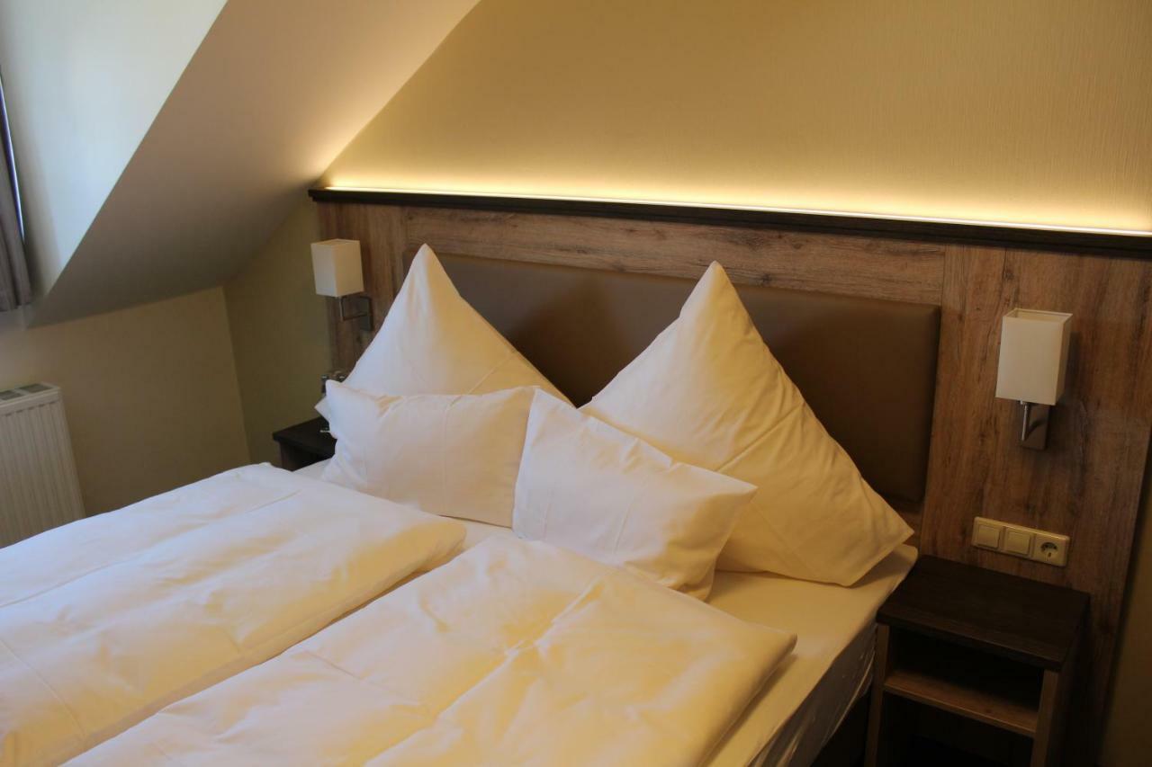 Hotel Ratskeller Schwarzenberg 슈바르첸베르크 외부 사진